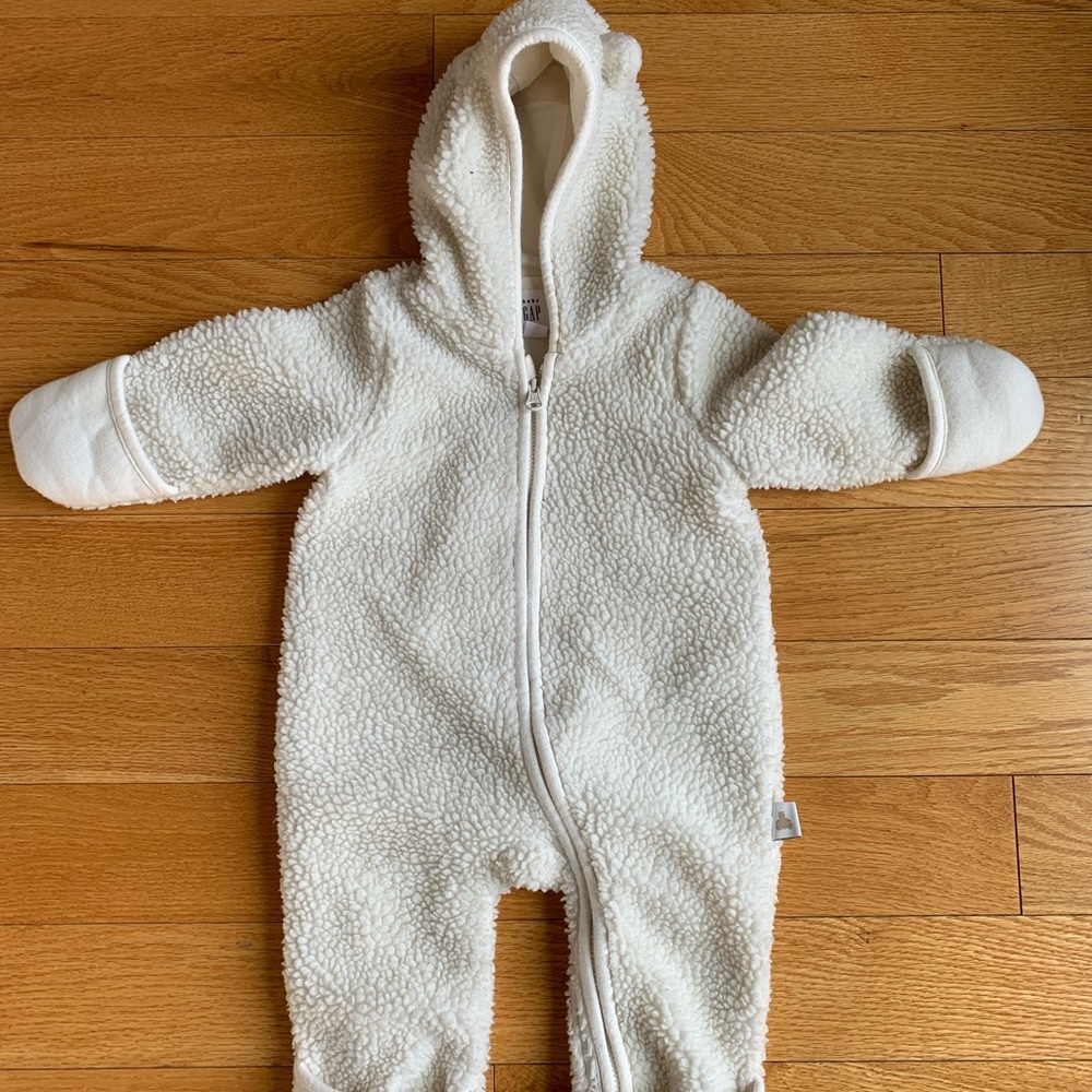 Gap Sherpa bear one piece 3-6mth